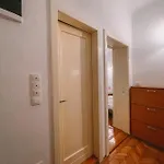 Nina *